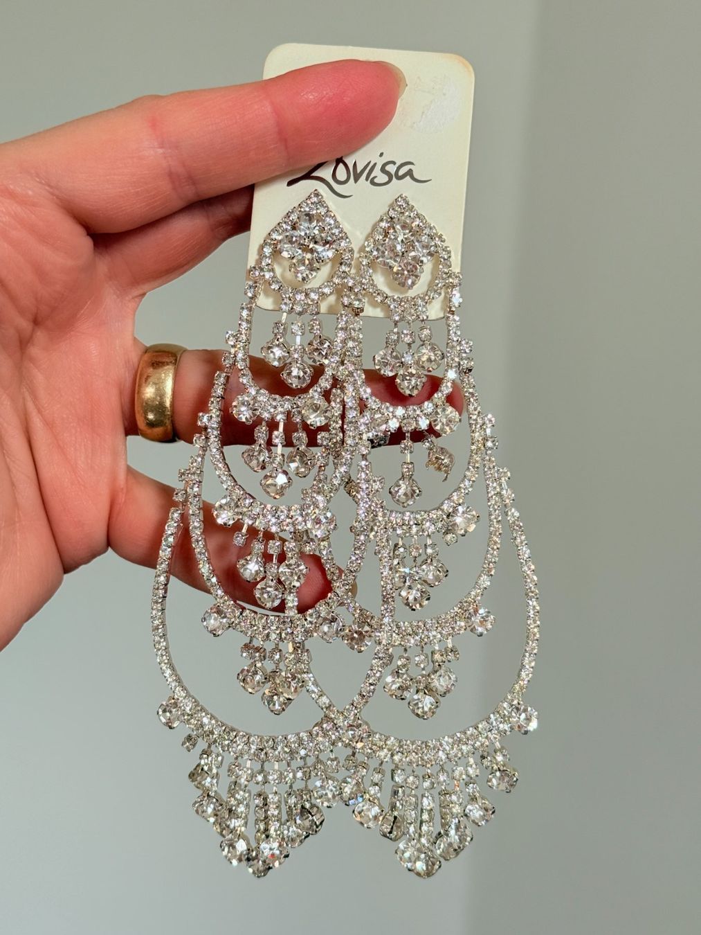 Ohrringe & -stecker: Boucles d'oreilles pendantes Lovisa – Neu und originalverpackt aus Genève von AGBERG
