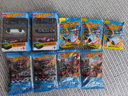 Hot wheels Set NEU