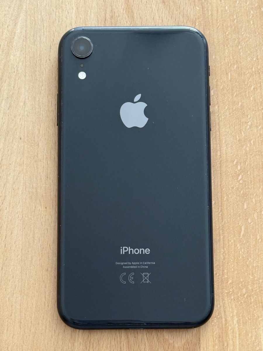Apple Telefoni cellulari / Smartphones: iPhone XR 64GB schwarz – Usato da Zürich venduto da ton_p8mn 2