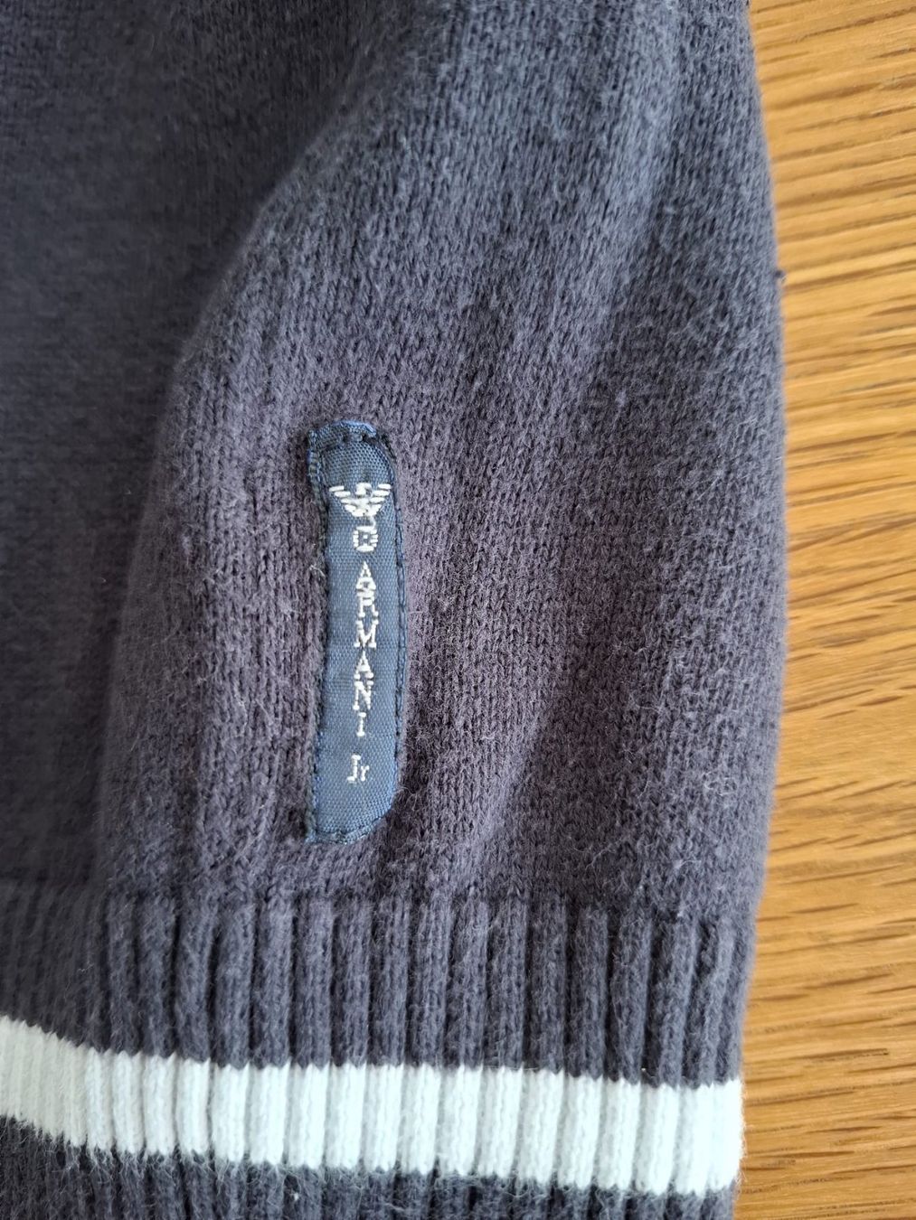 Armani Pullover & Sweatshirts: Armani Junior Strickjacke, Gr. 5 Jahre – Gebraucht aus Massagno von Michaela.F 3