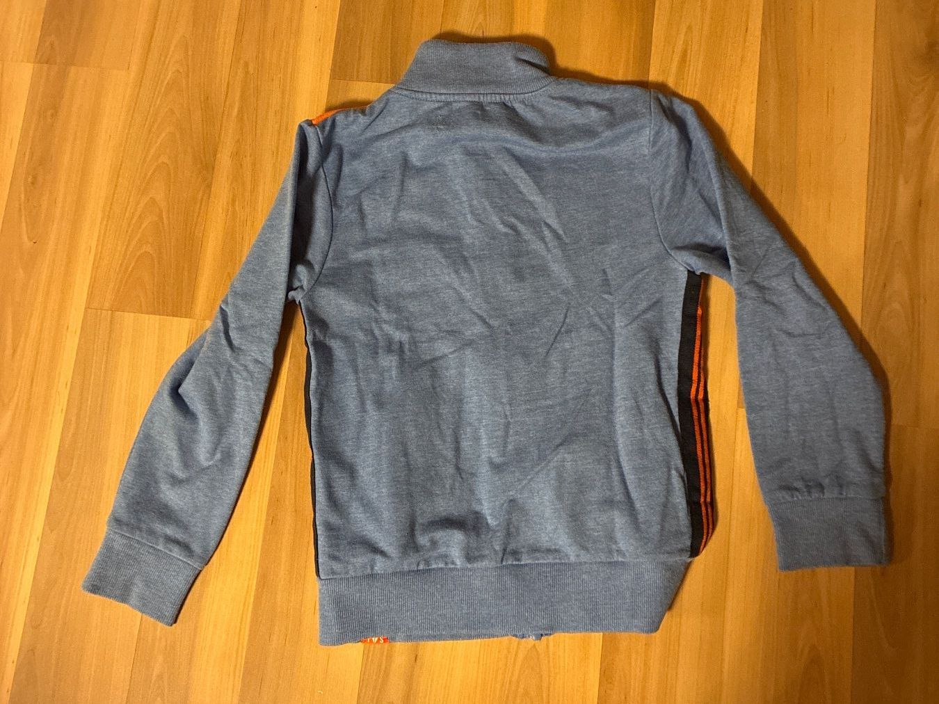 Pullover & Sweatshirts: Pullover mit Reissverschluss, Grösse 128 – Gebraucht aus Vilters von san_2t9g 1