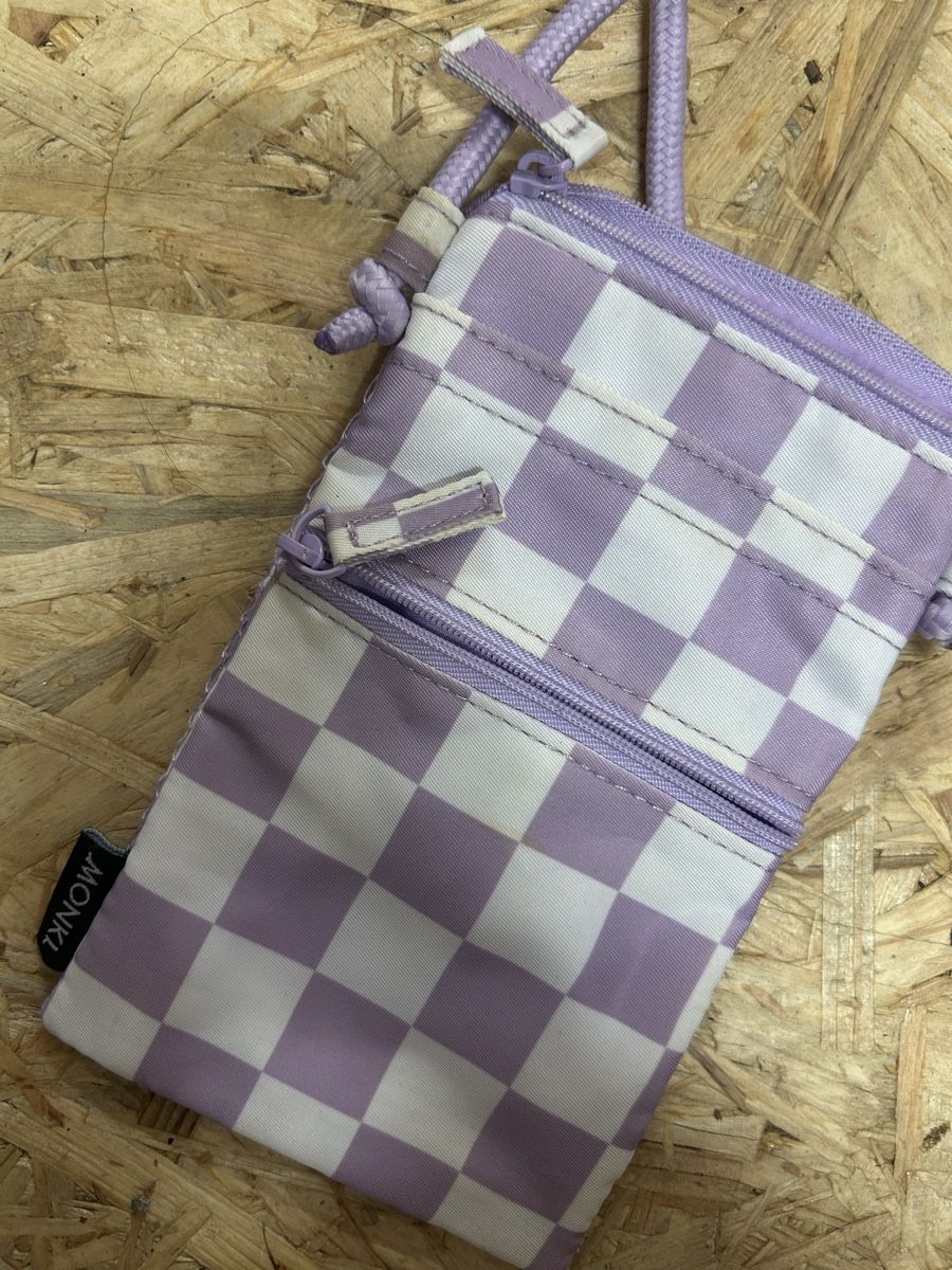 Monki Sacs femmes: purple checkered phone bag  – D'occasion à Zürich par ori_9dcy 2
