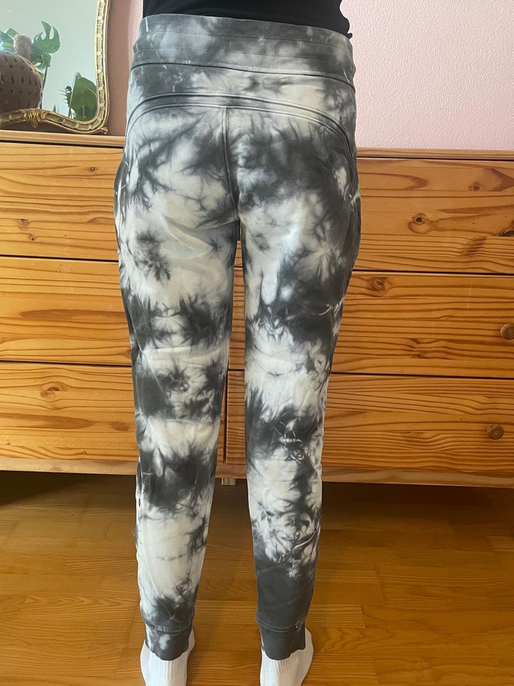 Lululemon Pantaloni: Lulu Lemon Tie Dye Hose Gr. 6  – Usato da Arni AG venduto da Jaggy36 2