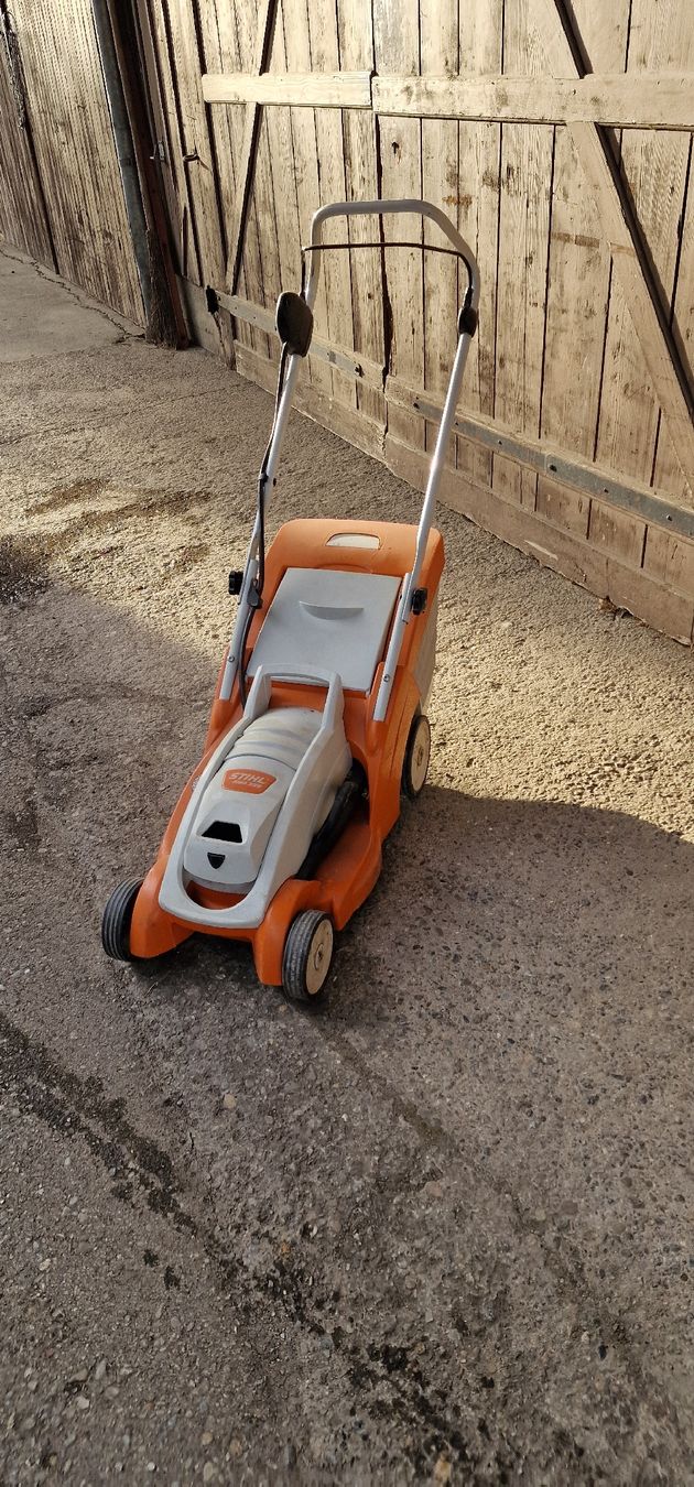 Stihl Tagliaerba: Stihl RMA339 Akku Rasenmäher – Usato da Tagelswangen venduto da Axel_36