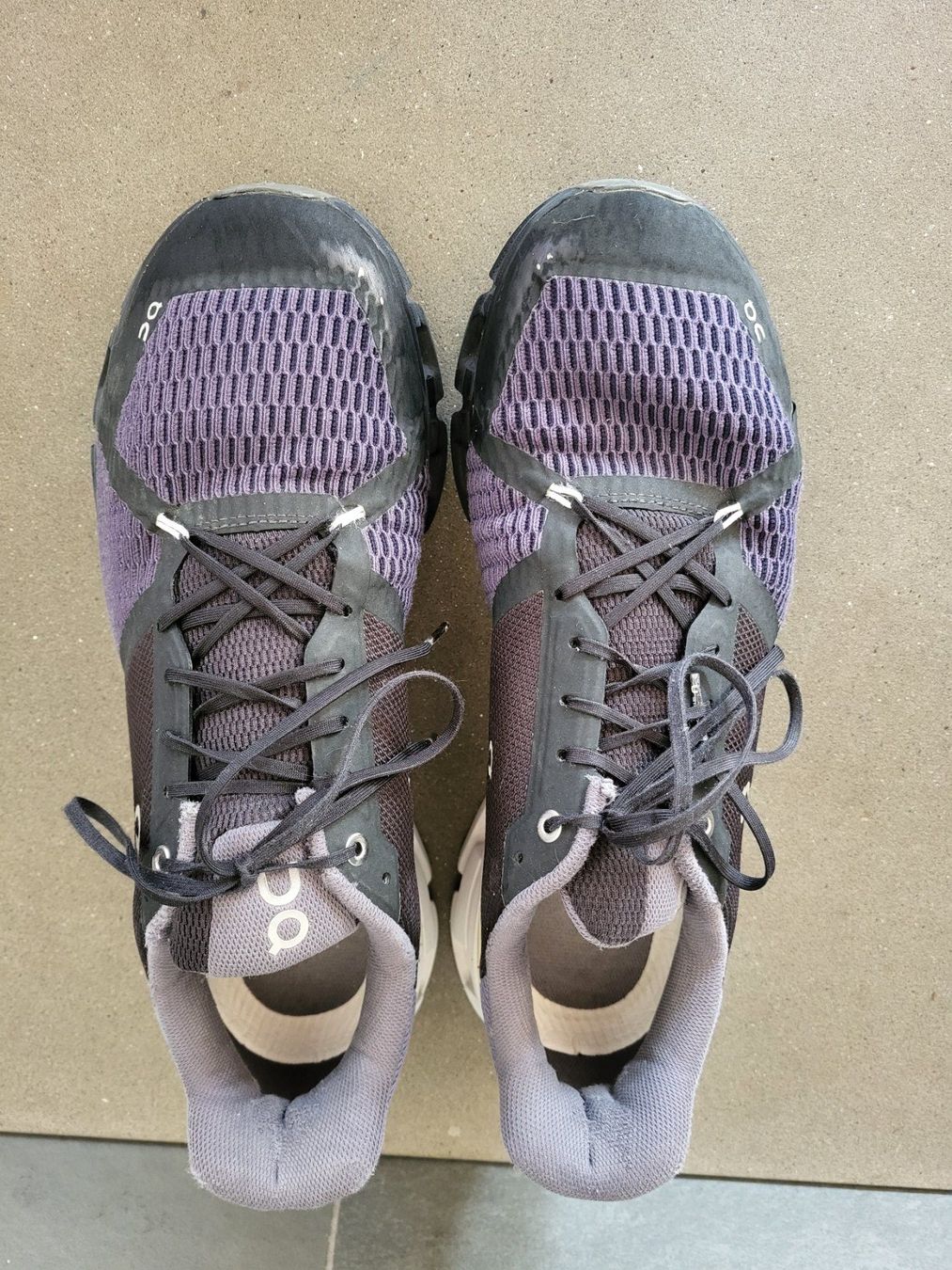On Herrenschuhe: ON Schuhe, Gr. 45, gebraucht – Gebraucht aus Rünenberg von Bille77 6