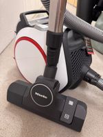 BODENSTAUBSAUGER OHNE BEUTEL MIELE