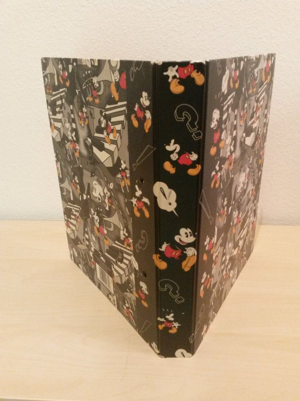 Raccoglitori: Ordner A4 "Mickey Mouse" 4cm 2 Loch – Usato da Luzern venduto da orl_fdy8 1