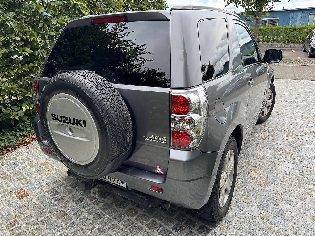 Autos: Robuster Geländewagen – Gebraucht aus Kaisten von voe_l62p 4