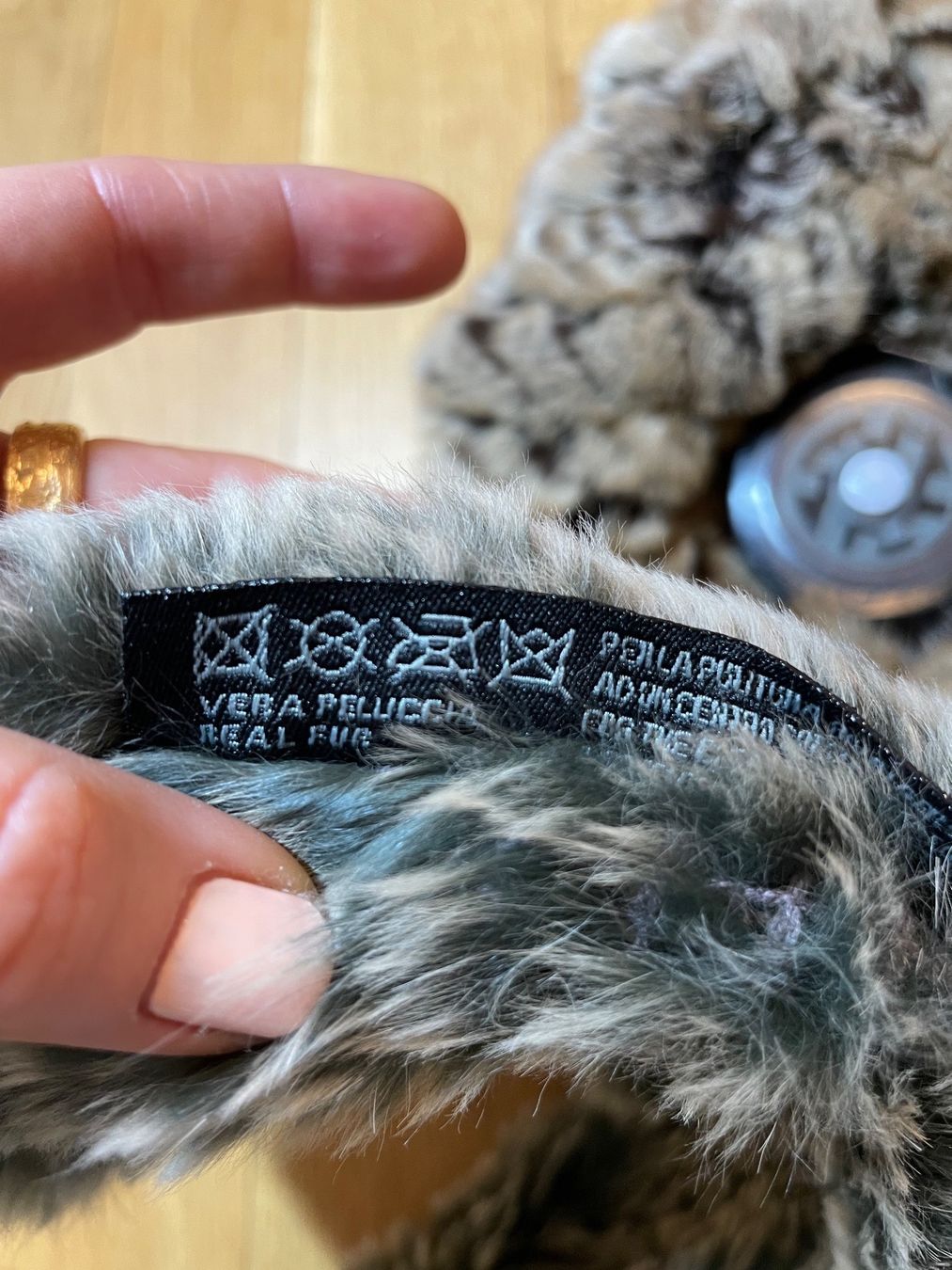 Lotti di vestiti: Real fur (rabbit) hat and scarf – Usato da Zug venduto da dim_np7l 3