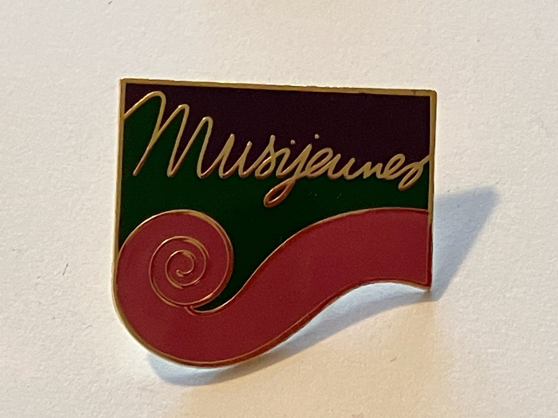 Placchette & Badge: 1 Pin Musijeunes – Usato da Basel venduto da djwwpp