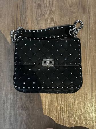 Valentino Garavani Rockstud Spike Bag, Schwarz, Velourslede