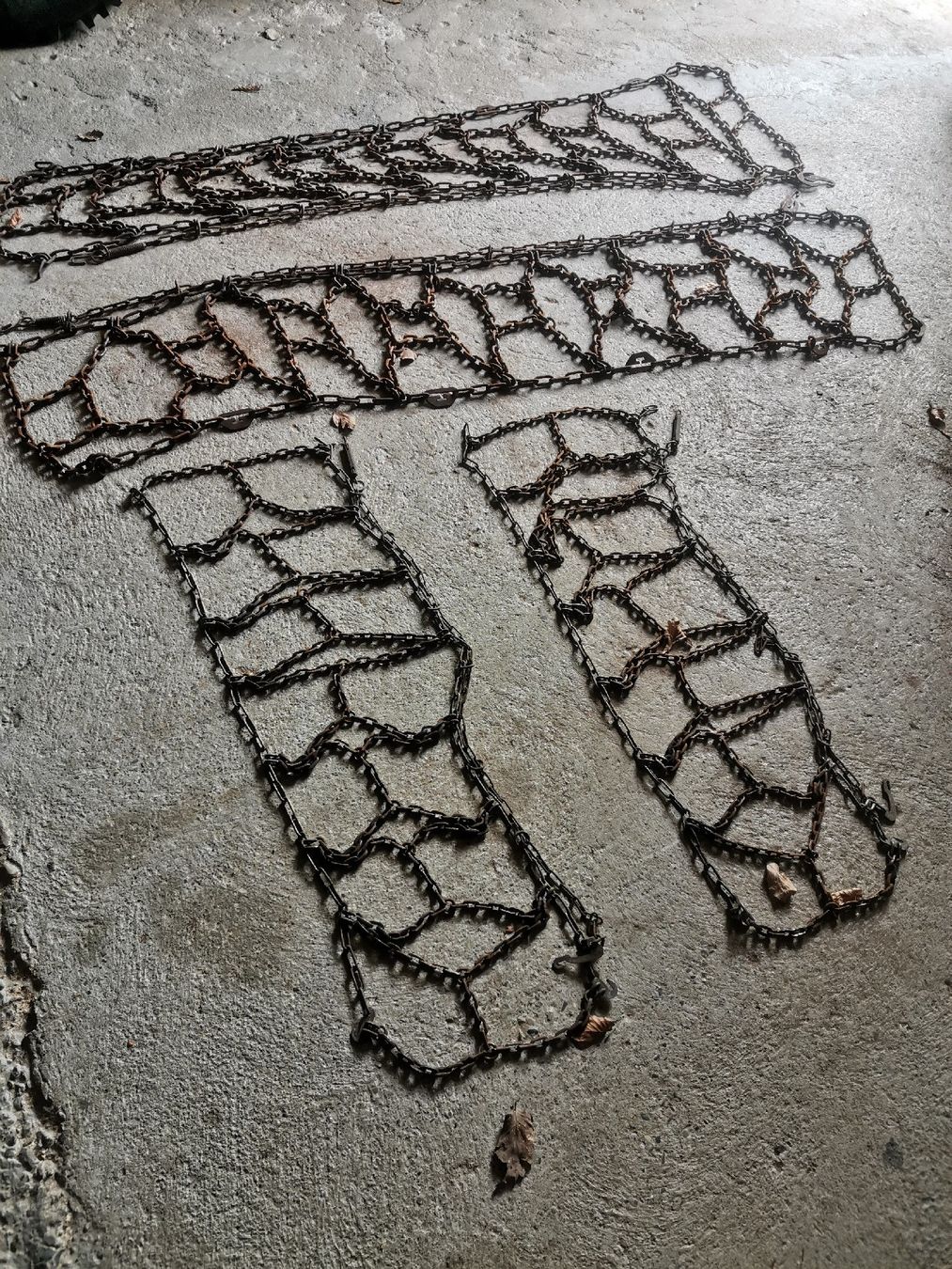 Catene da neve: Schneeketten zu Rasentraktor  – Usato da Schenkon venduto da Steyr30