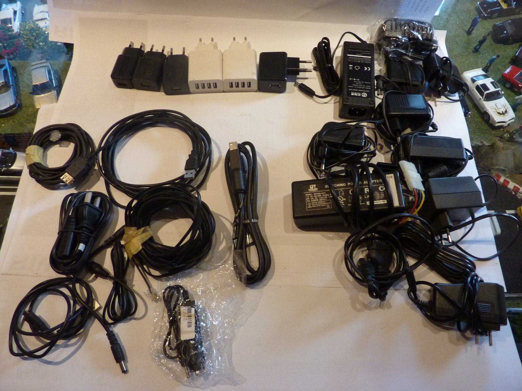Chargements: Netzteile Diverse USB /220V – D'occasion à Niederscherli par Zahnd1