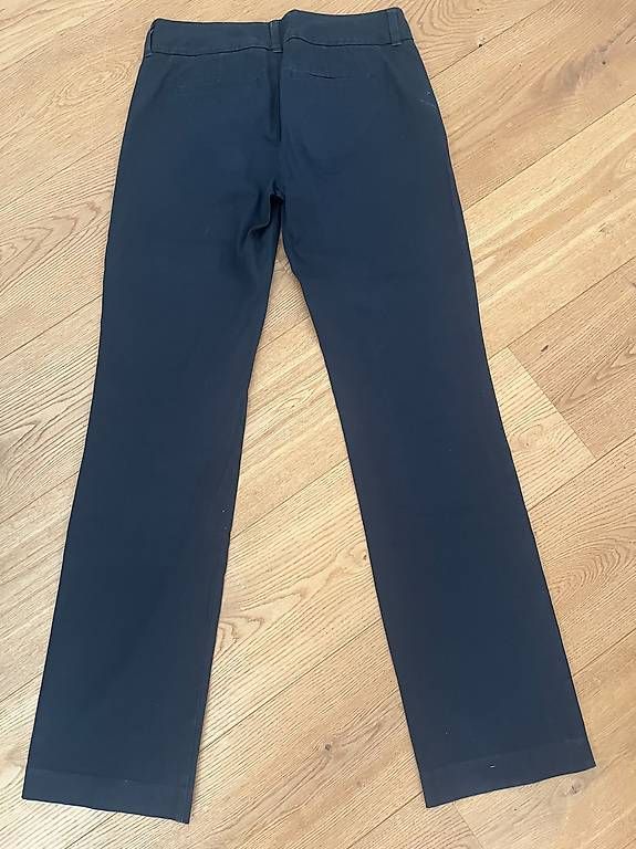 Hosen: Esprit Hose dunkelbau – Gebraucht aus Murten von bea_n5yn 1