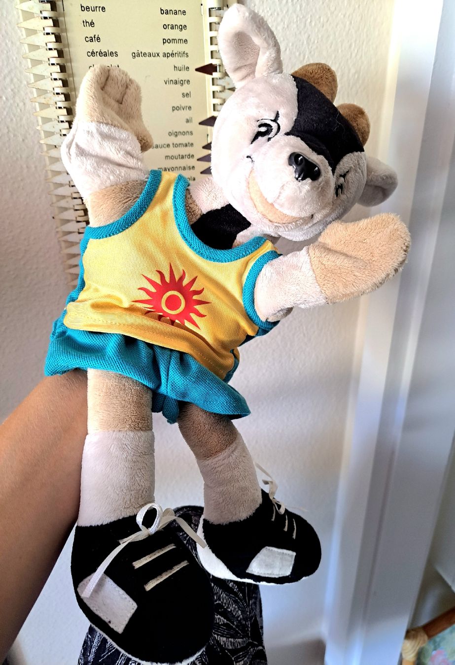 Giocattoli: Marionnette mascotte Asian Games Doha 2006 Orry – Usato da Hauterive NE venduto da ali_vintage