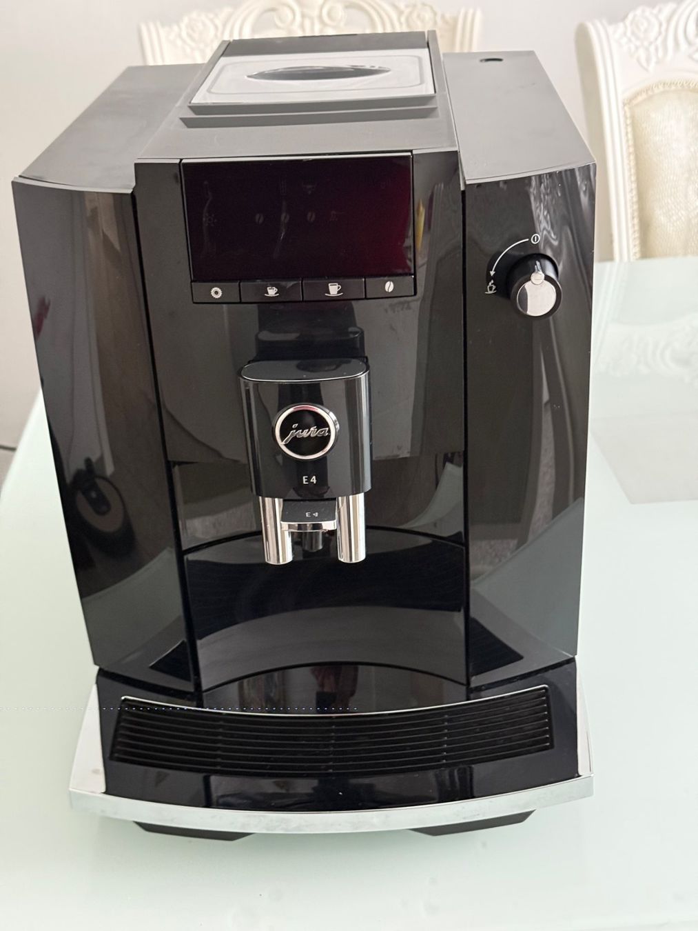 Macchine per caffè & Macchine per espresso: JURA E4 Frisch REVIDIERT – Usato da Amriswil venduto da dt1968