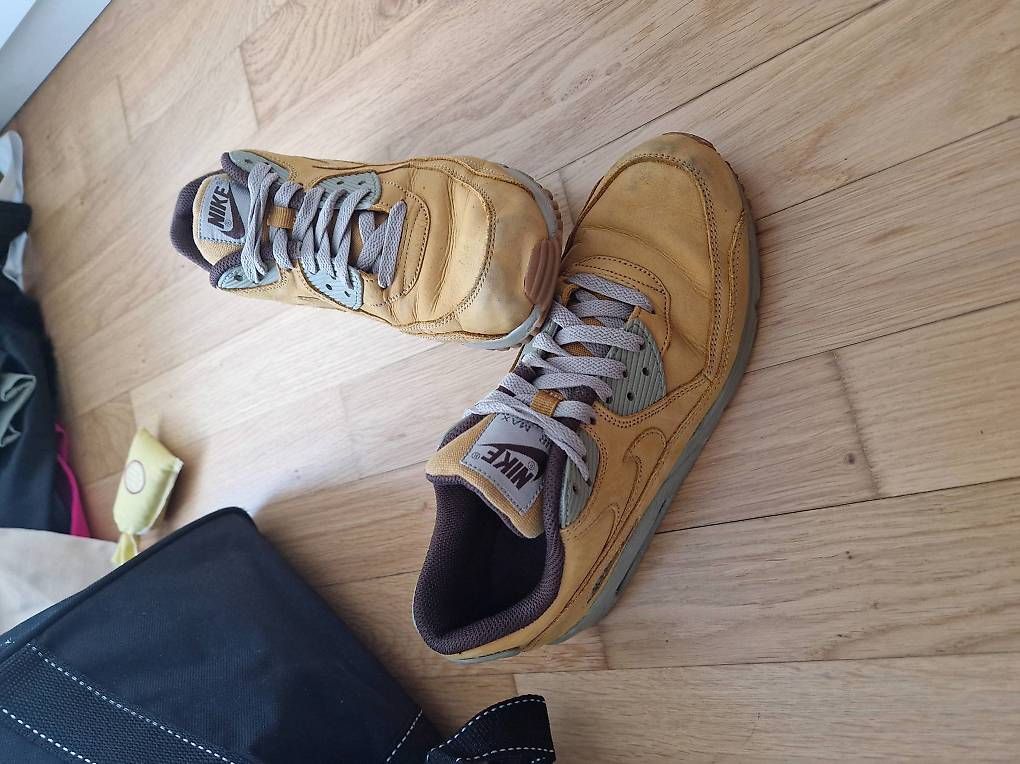 Herrenschuhe: Nike air max 90 Camel 40 – Gebraucht aus Villars-Ste-Croix von SM_94 1