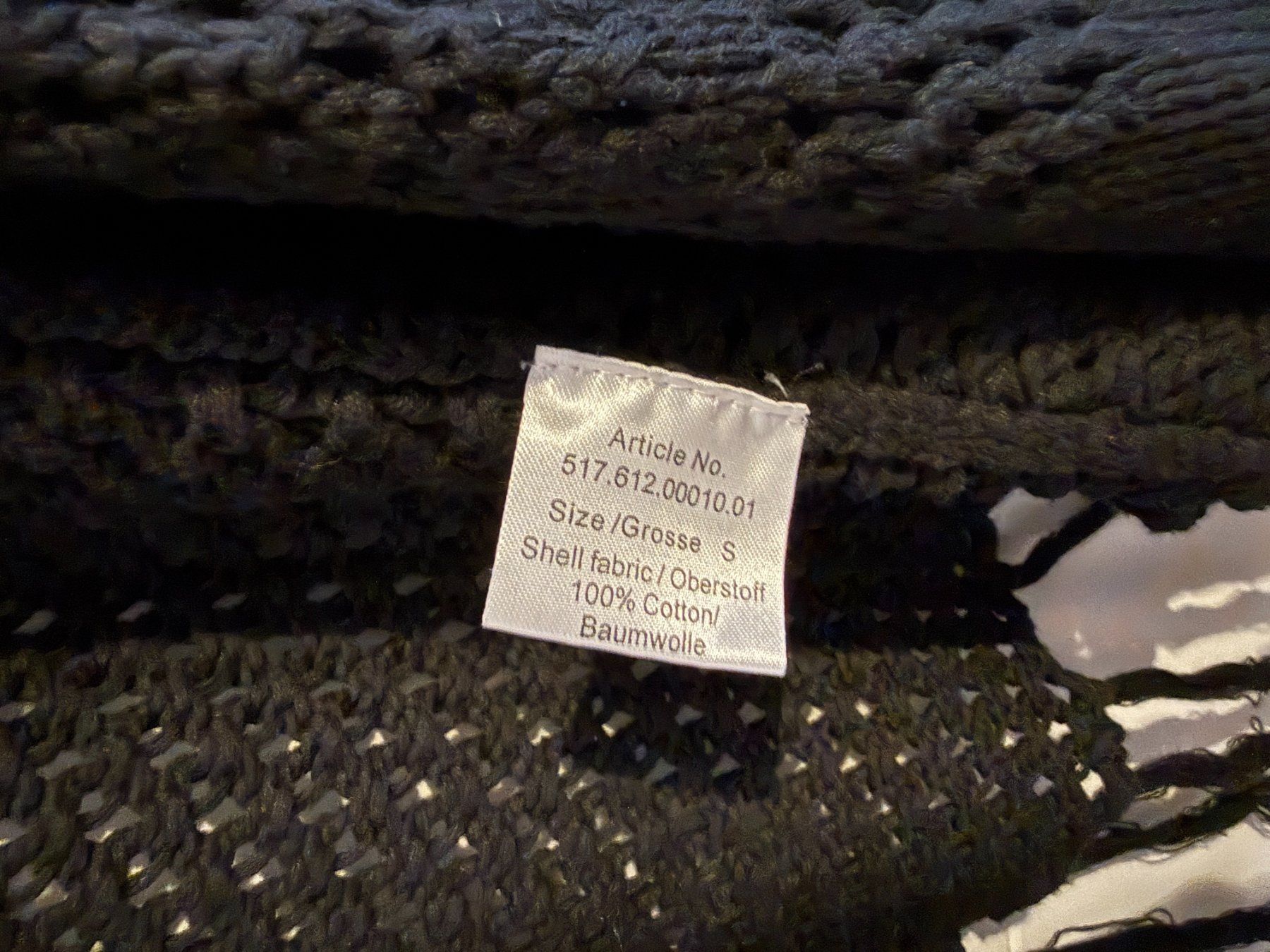 Giacche: Schwarze Sommer Strickjacke von Crown Gr. S mit Fransen – Usato da Basel venduto da Friend68 4