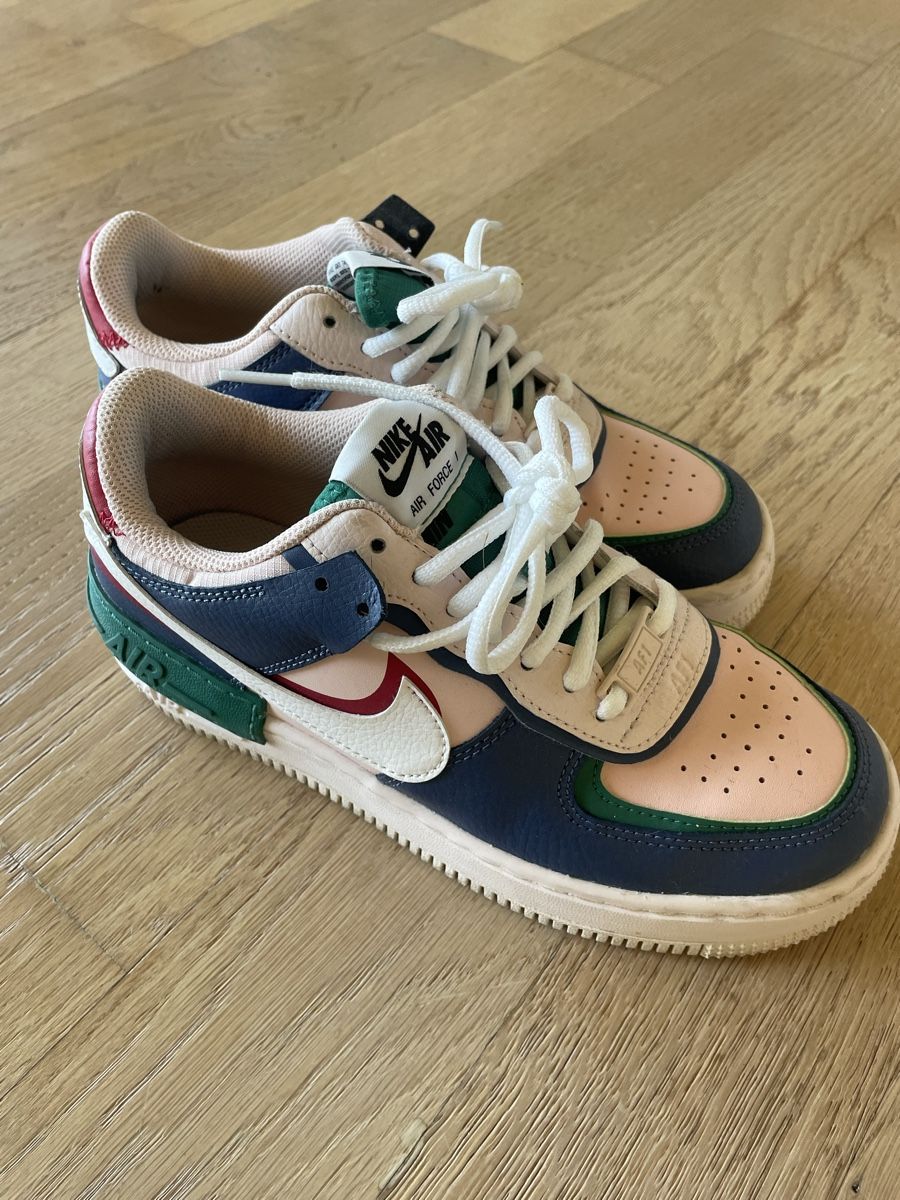 Nike Scarpe da uomo: Nike Air Force 1 37.5 – Usato da Losone venduto da Giulieth
