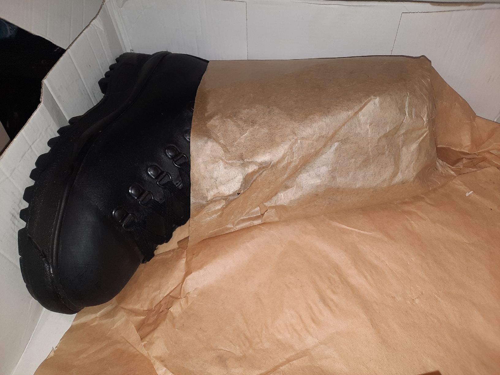 Scarpe da uomo: scarponi anfibi PRH2OOF 37 NUOVI – Nuovo e nell'imballaggio originale da Biasca venduto da Old_6blh 4