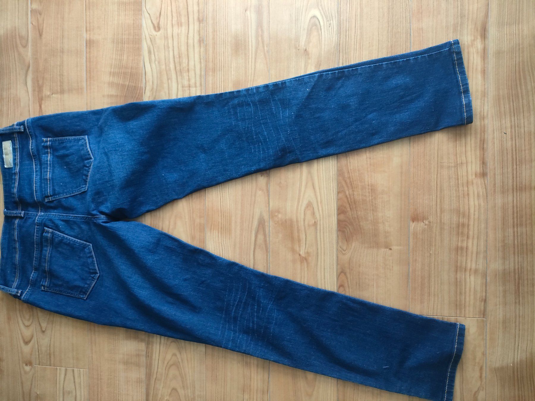 Jeans: Damenjeans wenig getragen – Usato da Niederlenz venduto da kuwue61 1