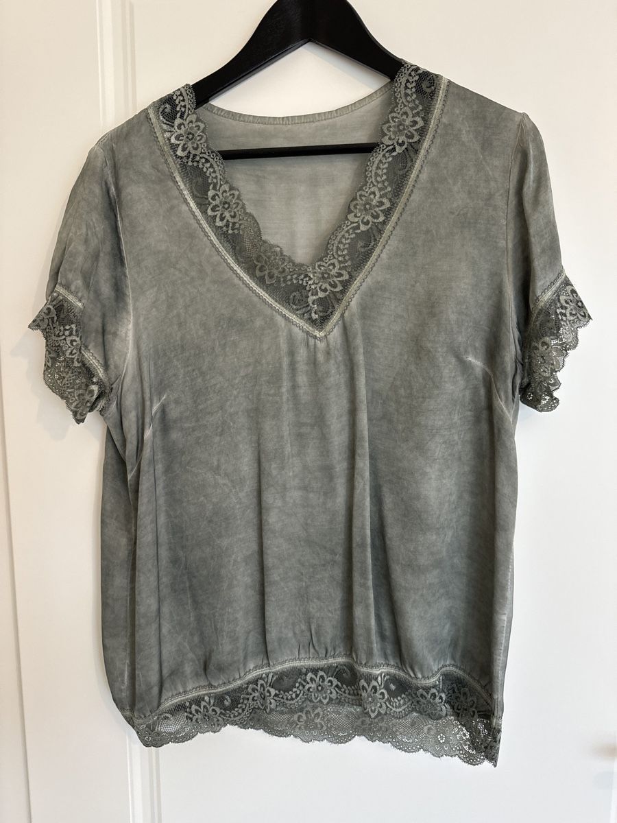 Camicette: Blouse soyeuse  – Nuovo (secondo la descrizione) da Blonay venduto da Celuna