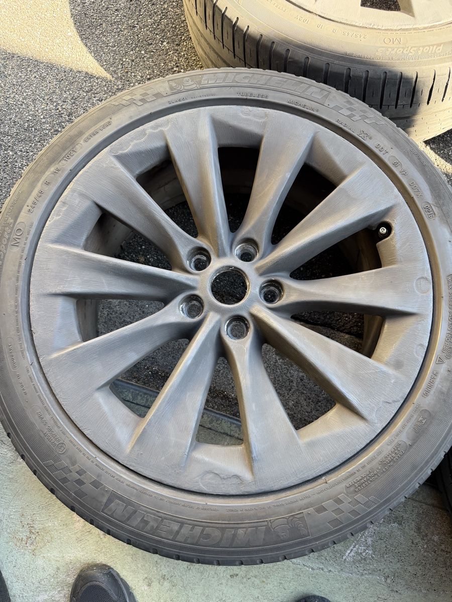 Tesla Pneus & Kompletträder: Original Tesla S 19 Zoll – Gebraucht aus Mollis von BSL10 2