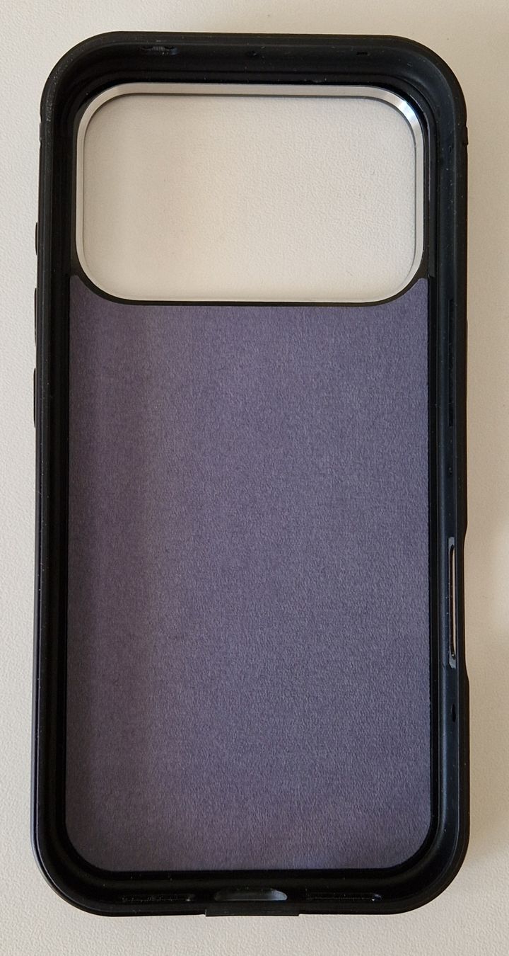 Cover & Protezioni schermo: iPhone 17 Pro / Pro Max Smartphone-Schutzhülle – Nuovo e nell'imballaggio originale da Menziken venduto da chs_xd76 1