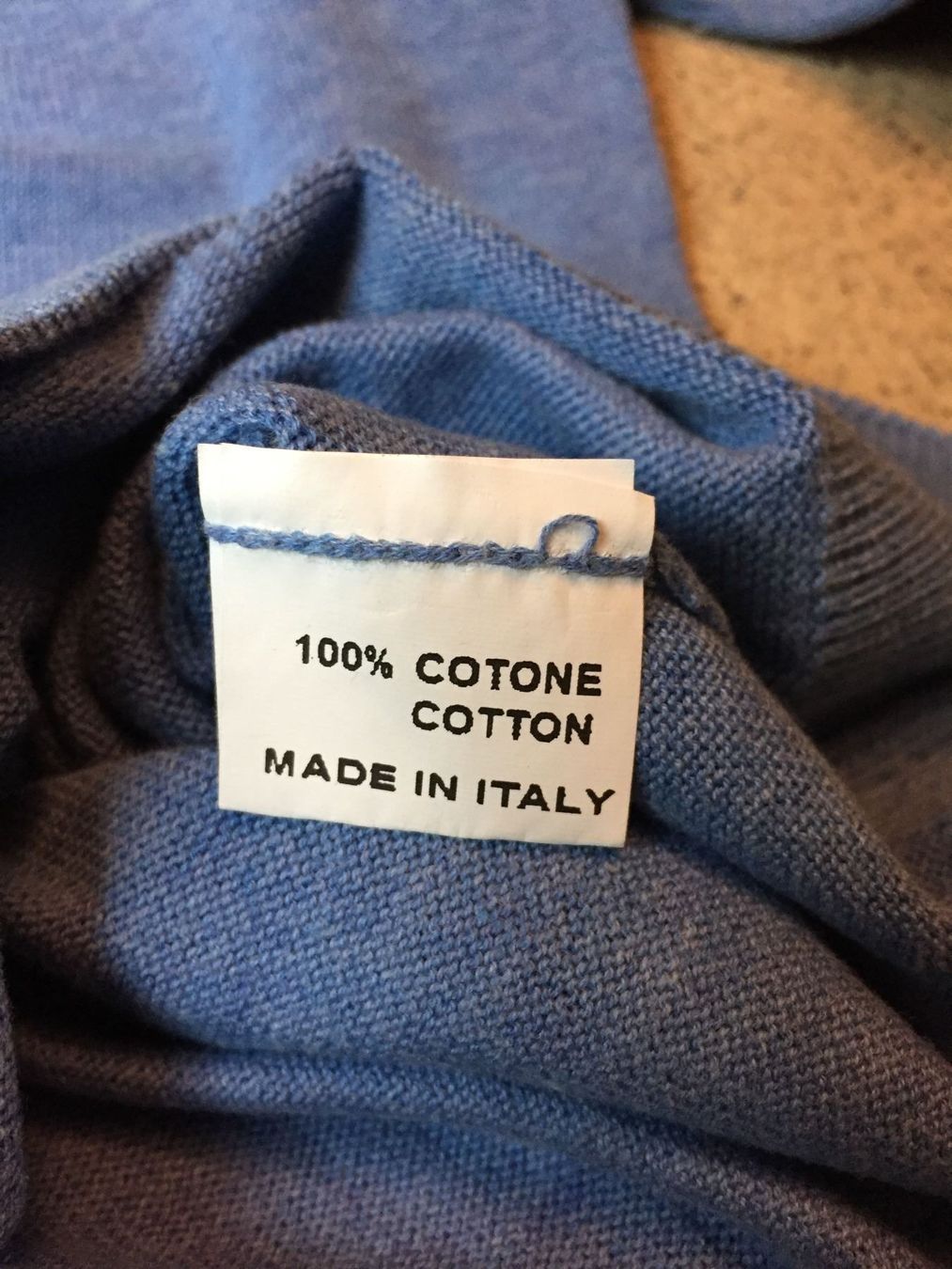 Pelikamo Maglioni & Felpe: PELIKAMO V-Pullover aus Baumwolle 🩵 – Usato da Zürich venduto da ClosetQueen 5