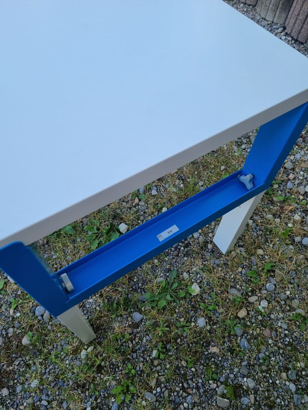 Ikea Tavoli: Schöner IKEA Kindertisch, blau/weiss – Usato da Uster venduto da chiki-chiki 4