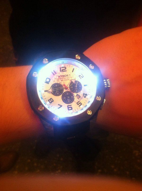 Orologi: KYBOE! SILVER MIRROR SPIEGEL ZIFFERBLATT – Nuovo e nell'imballaggio originale da Bremgarten AG venduto da New_Design_Swiss 3