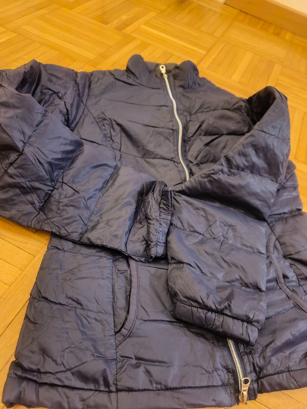 Giacche: Doudoune bleu marine – Nuovo e nell'imballaggio originale da Grand-Lancy venduto da ana_7y2f 5