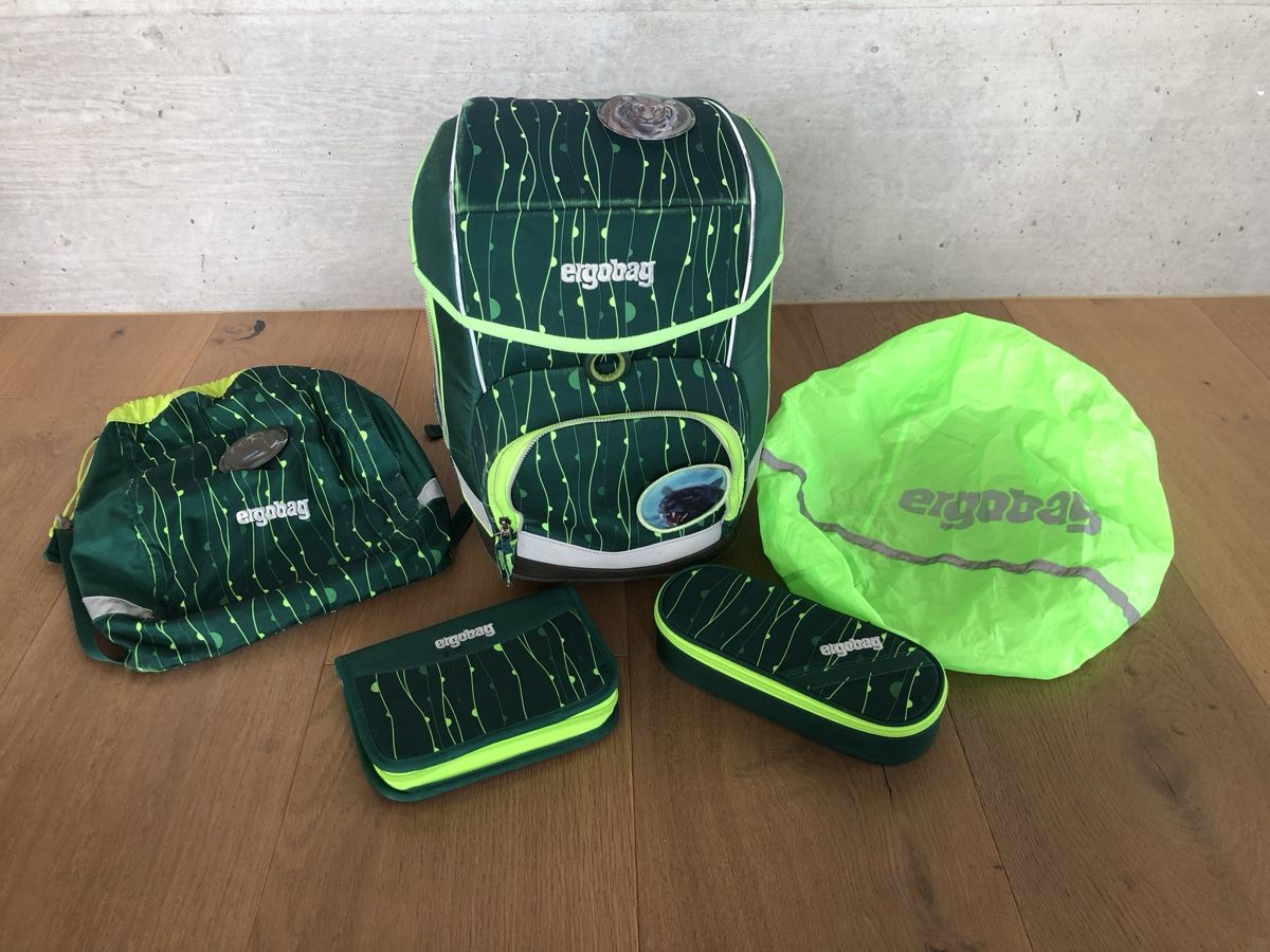 Ergobag Sacs à dos: ERGOBAG Schulrucksack-Set – D'occasion à Trogen par jtilady