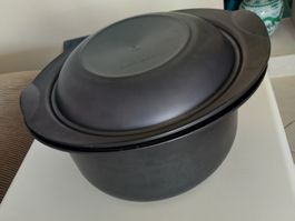 Tupperware cocotte Ultra Pro ovale 5 litres, peu utilisée