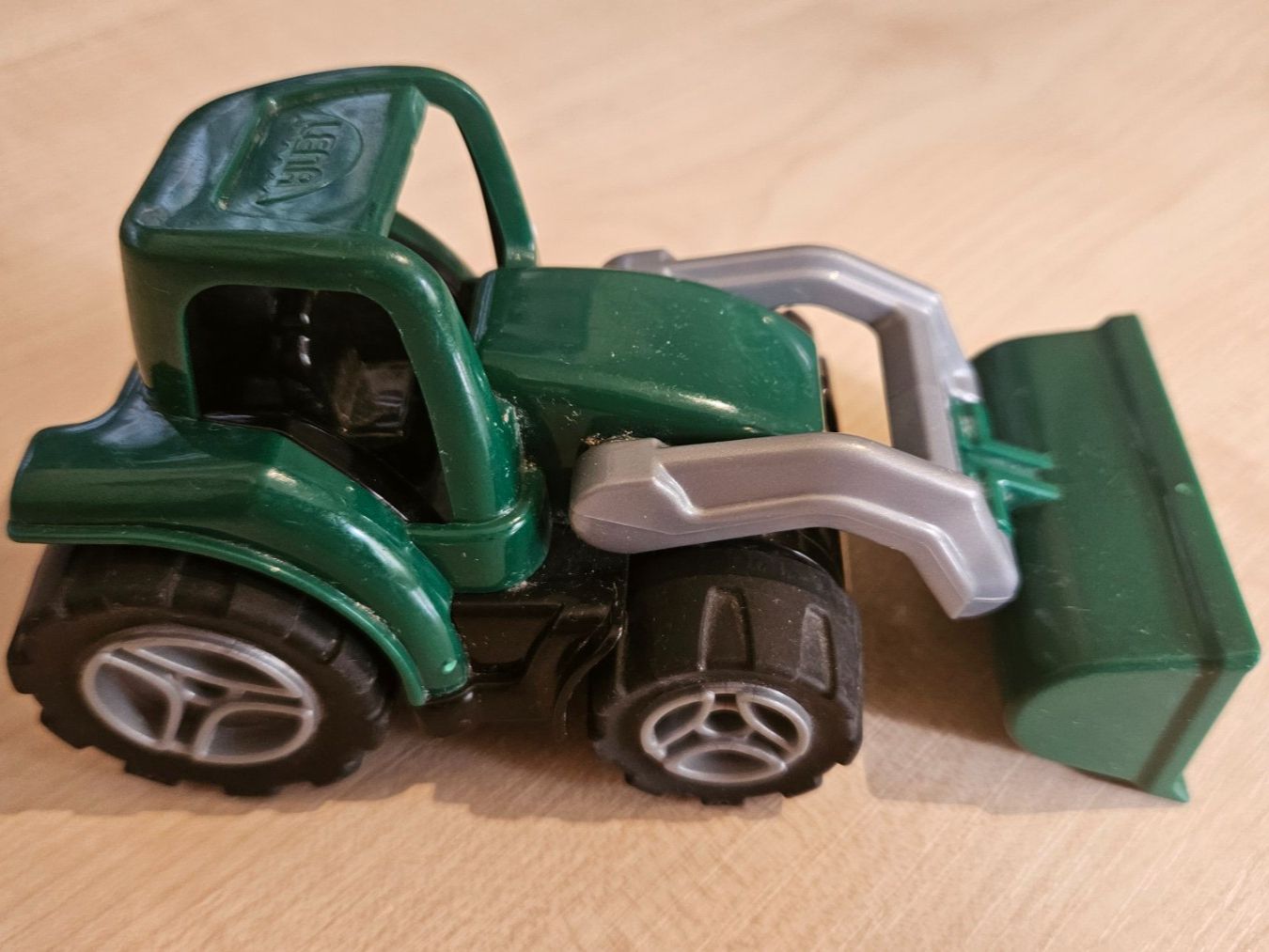 Brio Giocattoli: LENA Traktor mit Schaufel – Usato da Jona venduto da ASMARADO 1