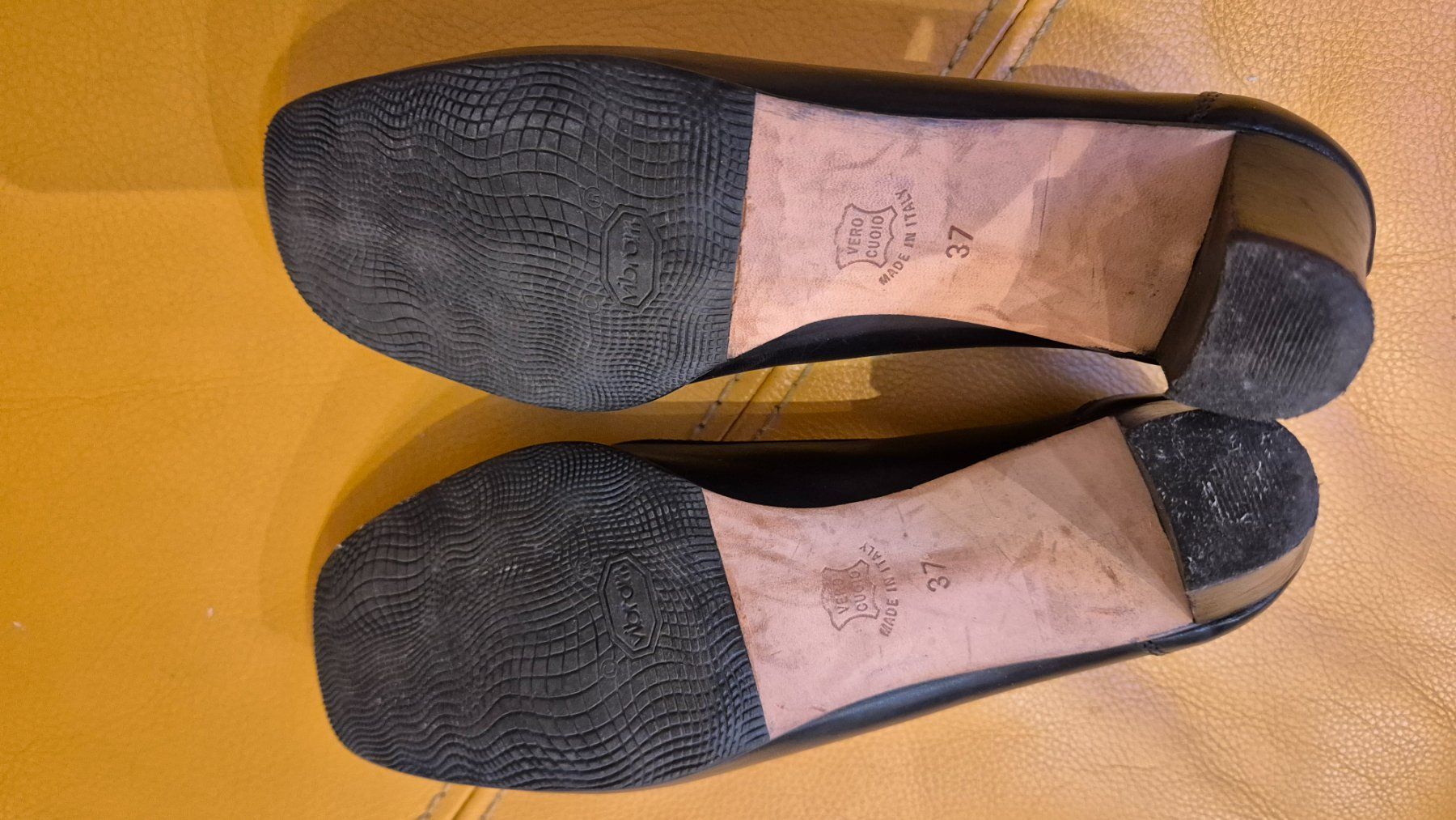 Navyboot Scarpe da donna: Pumps aus Leder Gr. 37 von Navyboot – Usato da Schönenbuch venduto da Rasmo 4