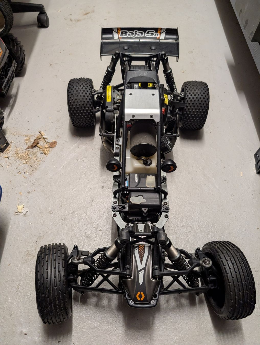 HPI Modellismo RC: RC Buggy HPI Baja 5B mit Raupenantrieb – Usato da Bettlach venduto da Fderation 1