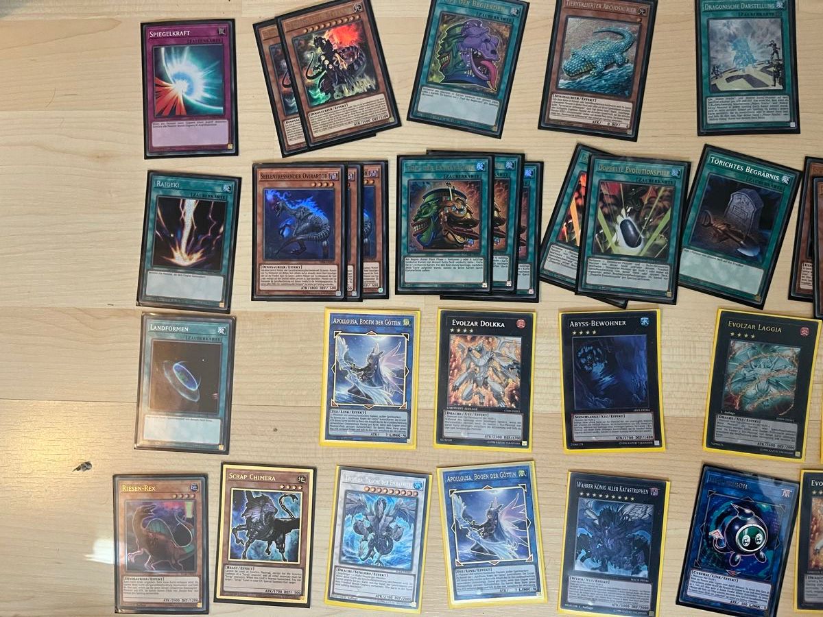 Yugioh Carte collezionabili: Yugioh Dinosaurier-Deck – Usato da Neudorf venduto da Juli_5633 2