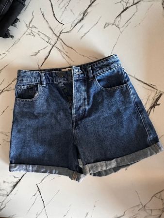 Jeans Shorts Damen Grösse 36
