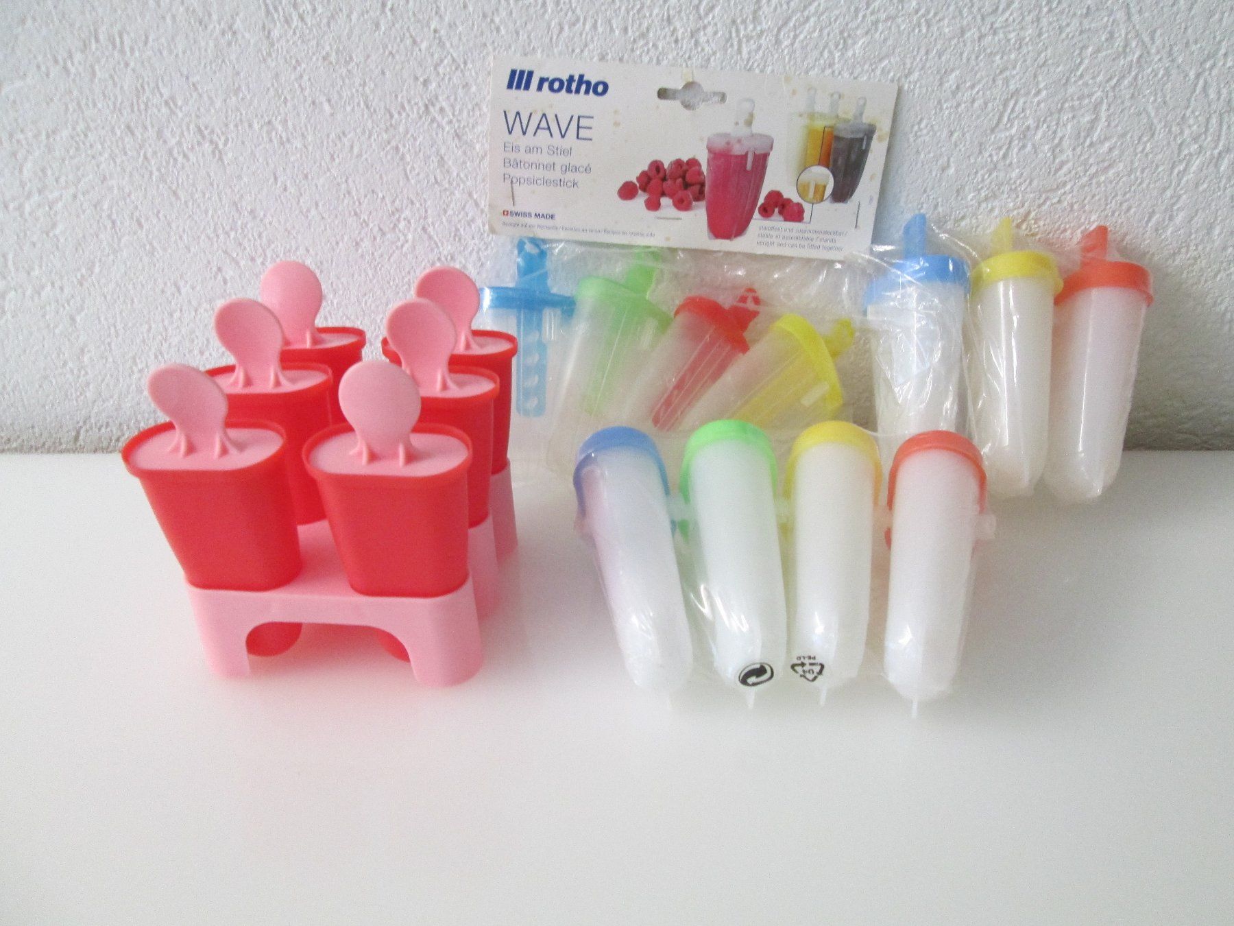 Appareils de cuisine: 17Glace Förmchen - für selbstgemachtes Eis+Kühlbox – D'occasion à Movelier par ddomenika