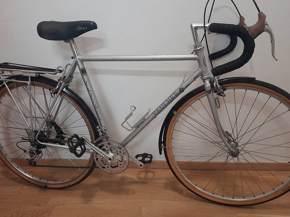 Vélo course Gitane randonneuse 15v PNEUS NEUFS - Vélos