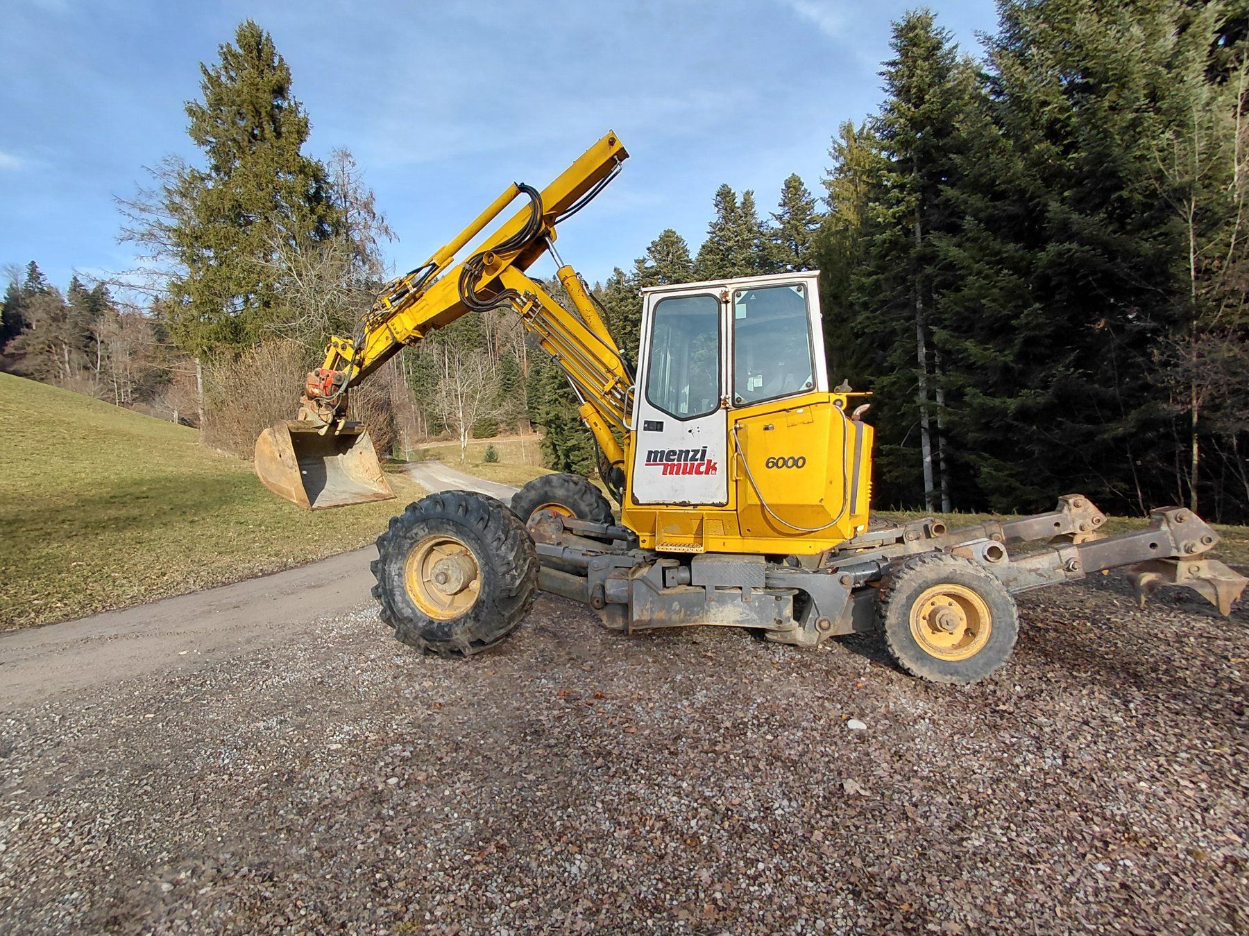 Menzi Muck Bagger: Menzi Muck 6000 T2 Mobil – Gebraucht aus bauma von blix10
