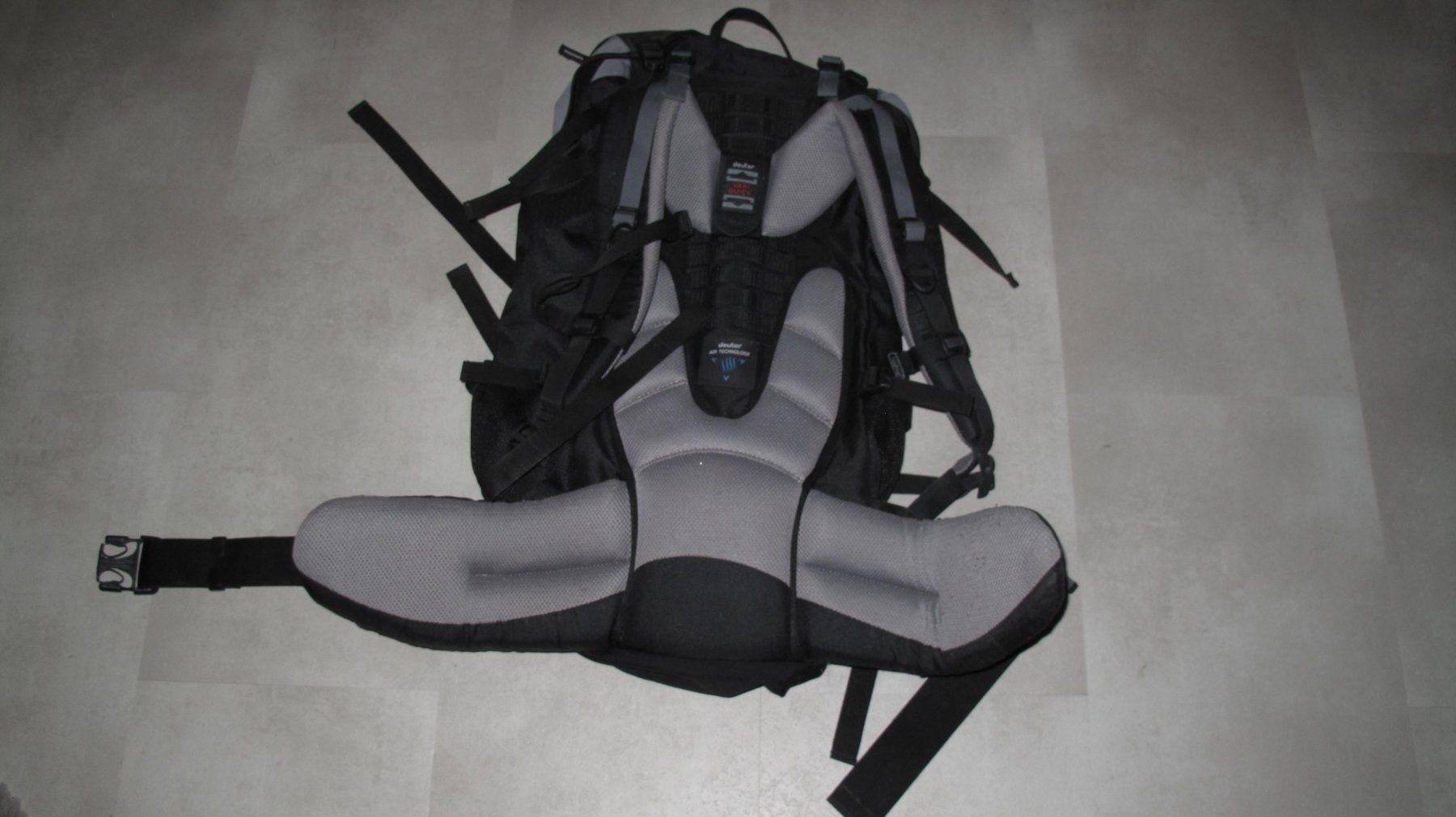 Deuter Zaini: Rucksack Deuter Phantom 60+10L – Usato da Berg TG venduto da Volker-Kampfgarten 2