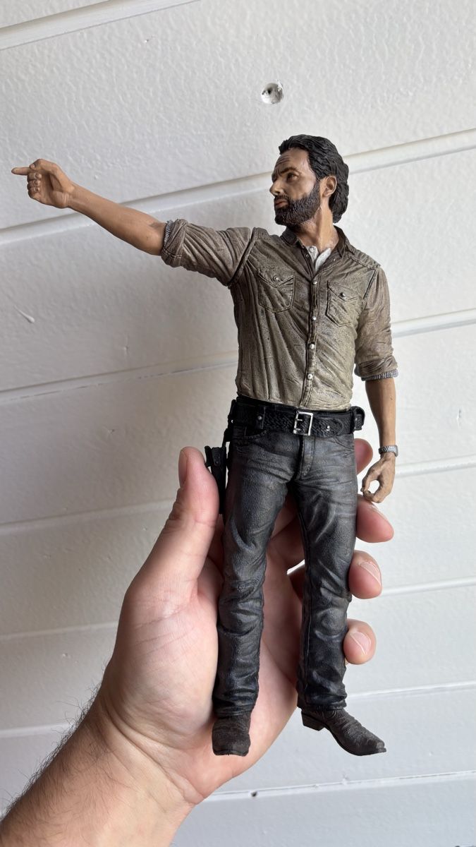 Statuette: The Walking Dead Actionfigur Rick Grimes Selten – Usato da Büren an der Aare venduto da FindyourPops 2