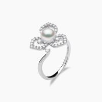 Yoko London petal 18K Gold Pearl and Diamond Silhouette Ring