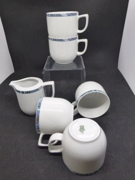 12 tasses à café Haviland Torse Blanc/Rose Porcelaine - Vendu