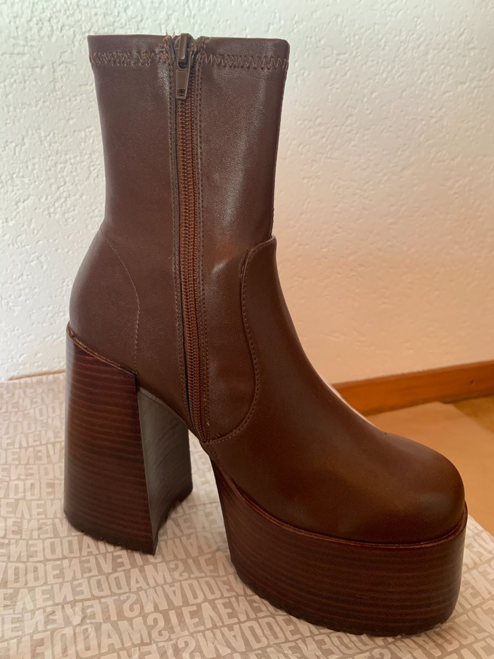 Steve Madden Scarpe da donna: Steve Madden Kyana Boots Taille 39 – Nuovo (secondo la descrizione) da Chalais venduto da Decoarts.art 3