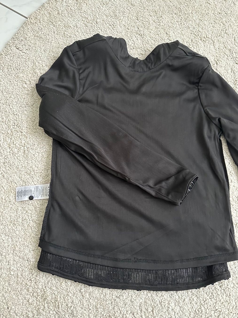 Vila Camicette: Bluse mit Pailetten | Gr. XS | Vila | schwarz – Nuovo (secondo la descrizione) da Spreitenbach venduto da Sujrkwxl 5