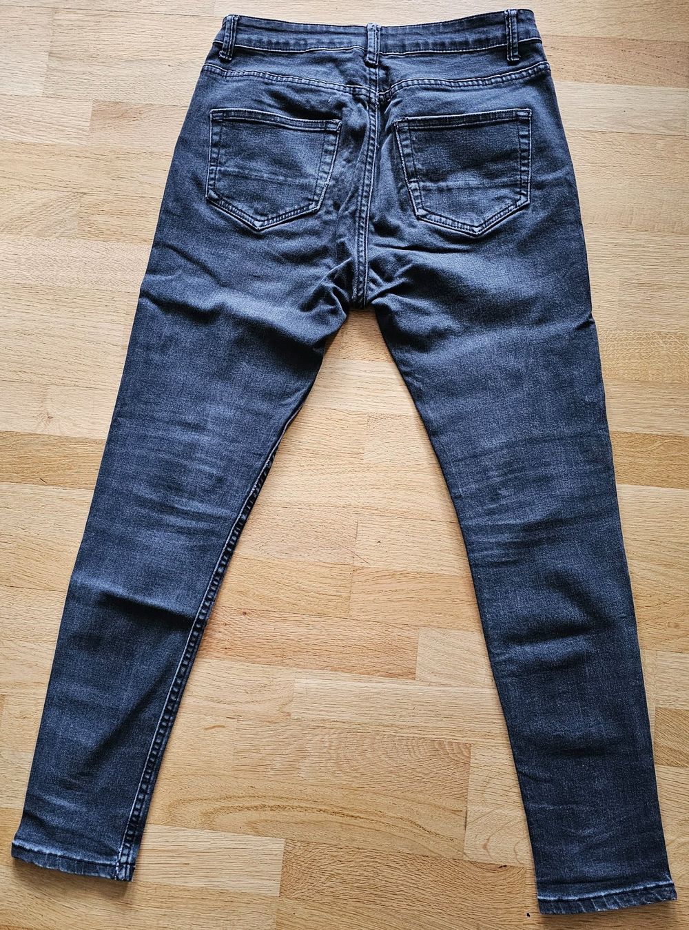 Pantaloni: Pantalon noir - Taille 29 (M) – Usato da Court venduto da Jovi2 1