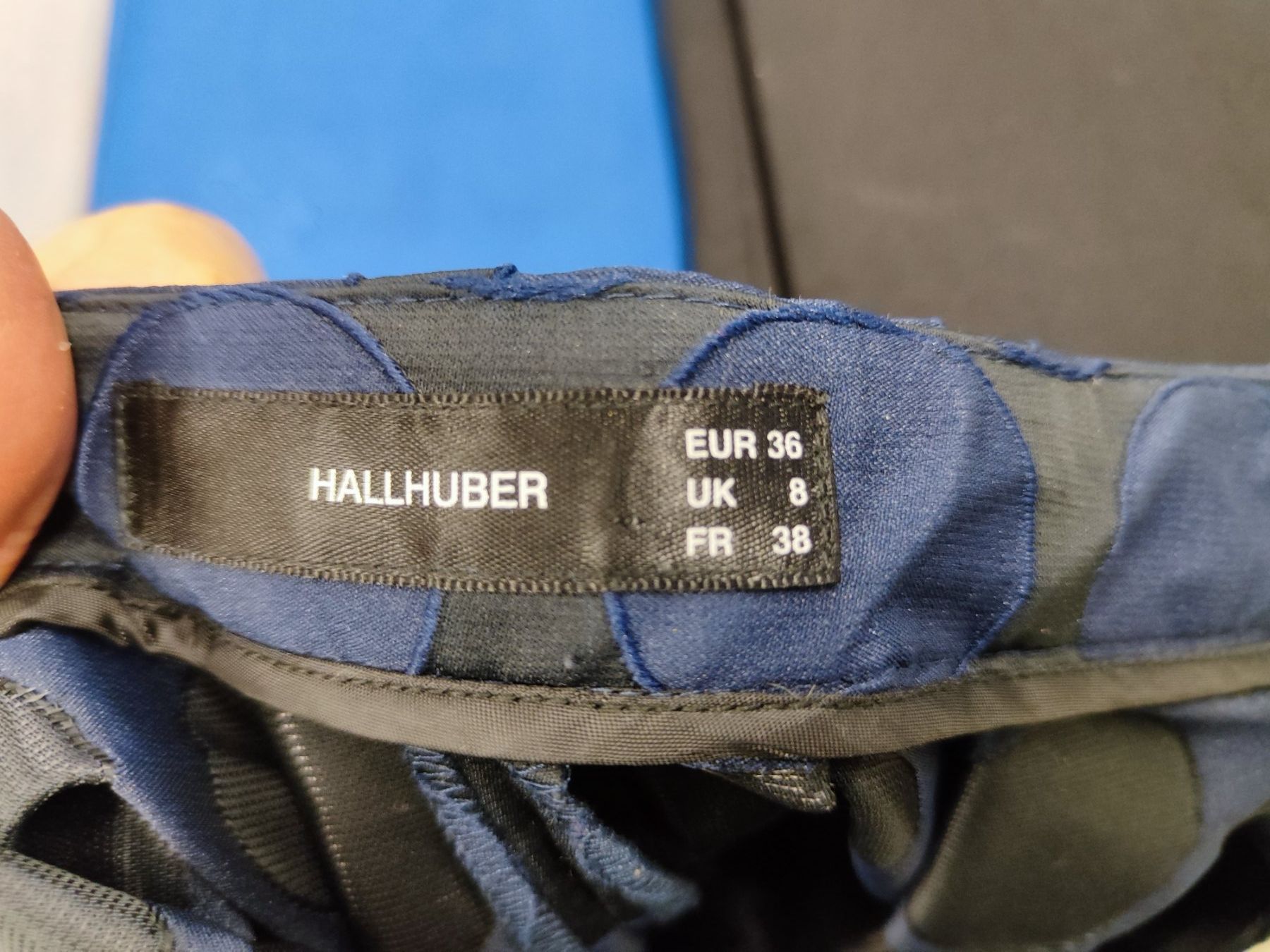 Hallhuber Gonne: Schöne Jupe Gr 36 – Nuovo (secondo la descrizione) da Langnau am Albis venduto da Judithsebi 2